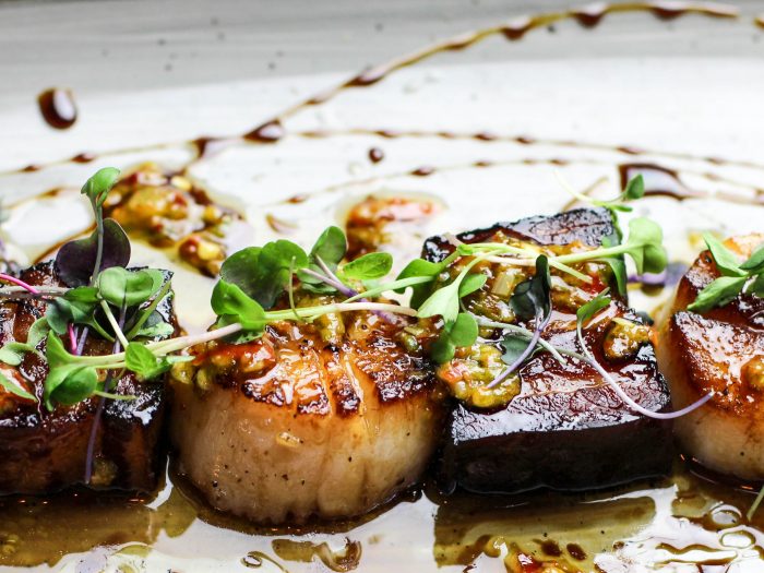 Best Friends with seared scallops and cured pork belly-image